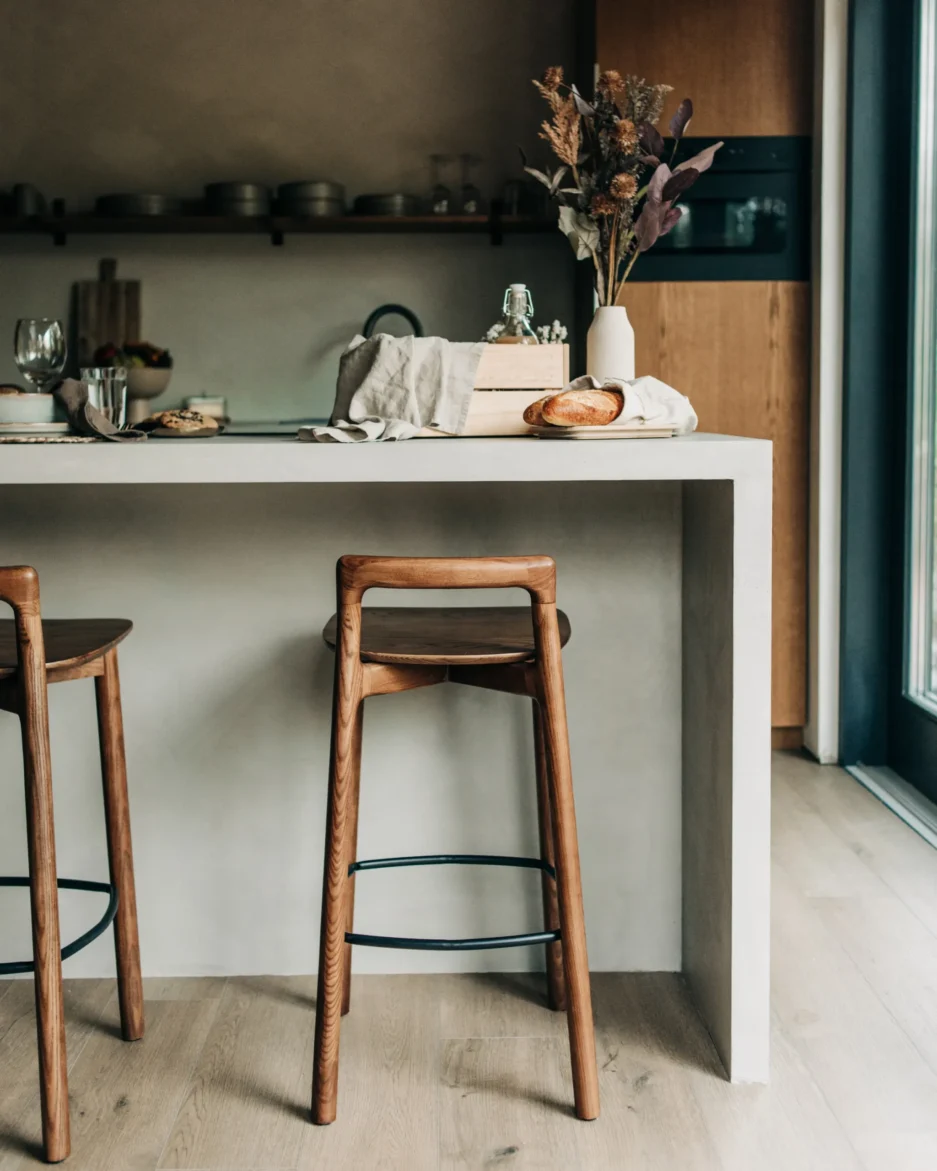 Ito bar chair