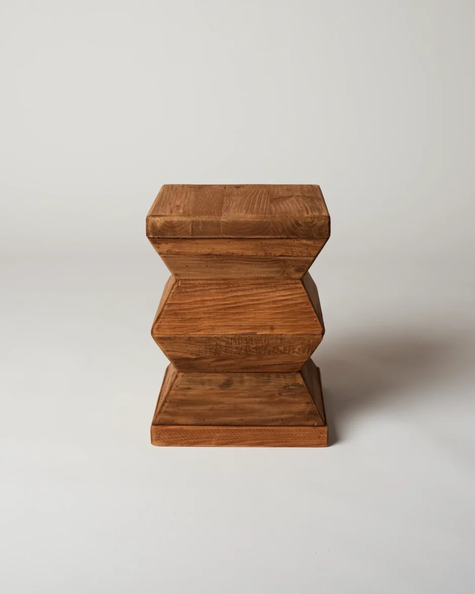 Eigen recycled pine side table