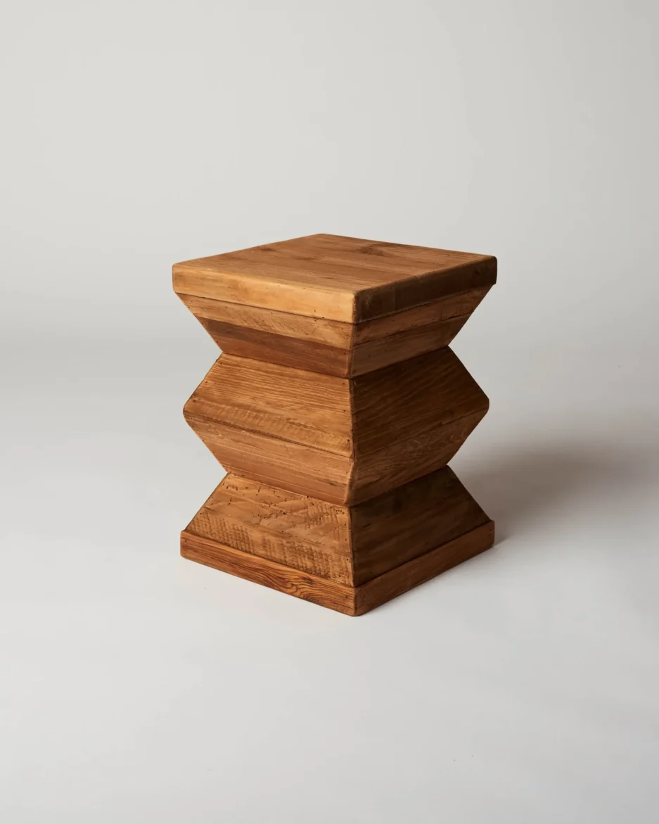 Eigen recycled pine side table