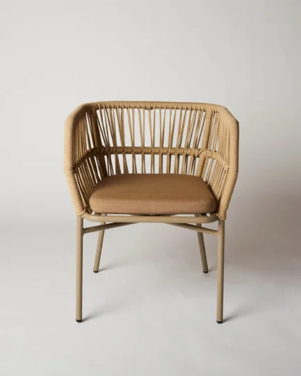 Ikuyo outdoor dining chair