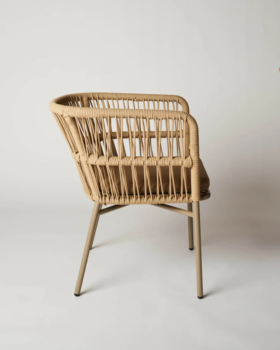 Ikuyo outdoor dining chair
