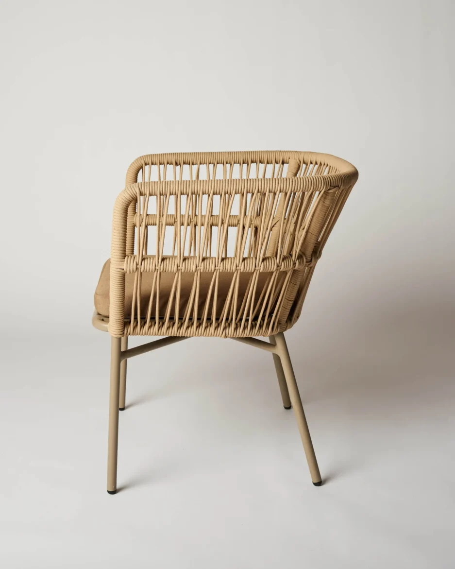 Ikuyo outdoor dining chair