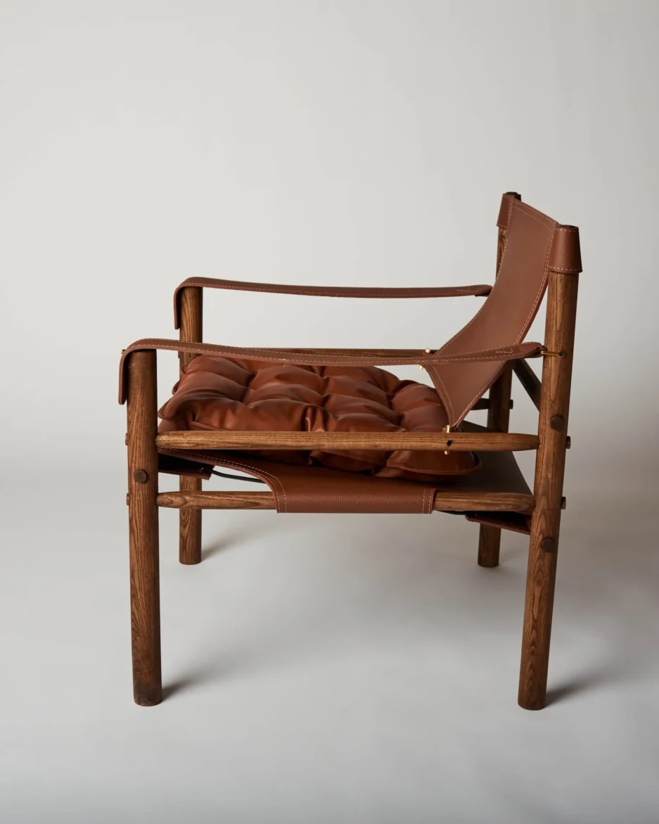 Fumito brown leather safari chair